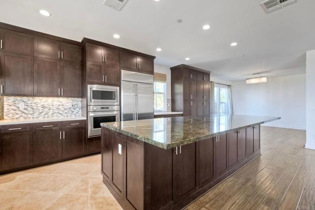 Detail Gallery Image 6 of 29 For 888 Channel Island Dr, Encinitas,  CA 92024 - 5 Beds | 4/1 Baths