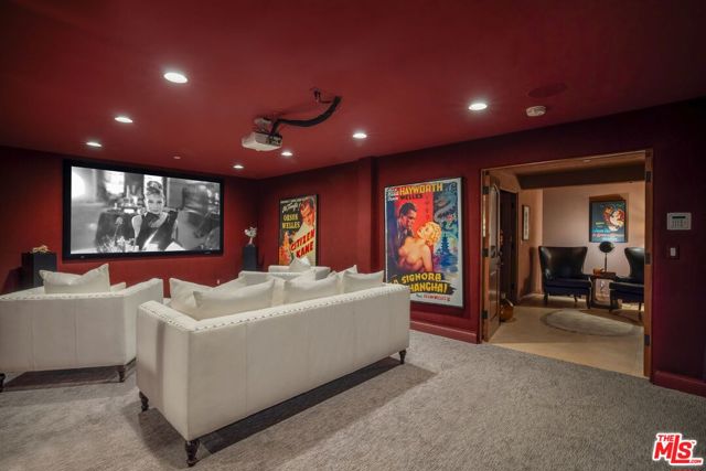 1260 St Ives Place, Los Angeles CA: https://media.crmls.org/mediaz/6300e64e-05b8-419b-a810-60f1031e3b8c.jpg