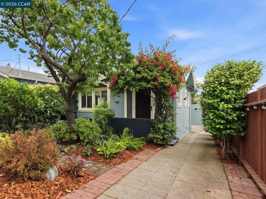 3758 Patterson Ave.