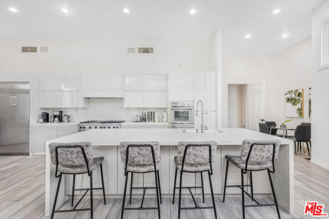 Drew Fenton | 11037 Anzio Road Los Angeles CA | MLS: 7530145