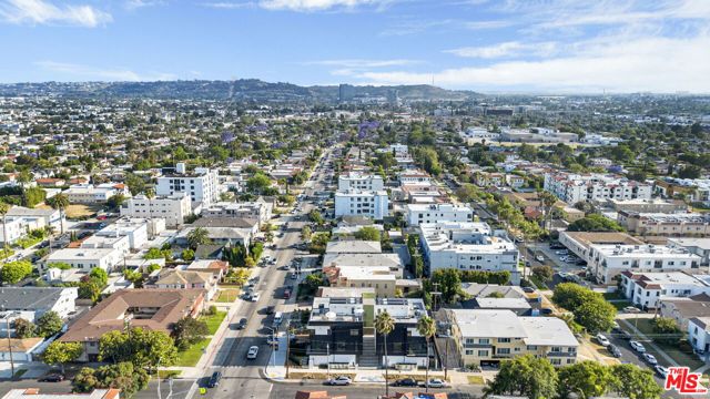 5868 Saturn Street, Los Angeles CA: https://media.crmls.org/mediaz/6302e0fe-9d18-4eba-ada4-71b6179f6881.jpg