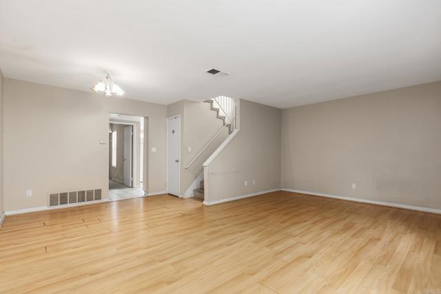 Image 3 of 29 For 4514 Dawson Ave  4