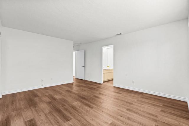 53125 Avenida Herrera, La Quinta CA: https://media.crmls.org/mediaz/6303465a-bdbf-4ddb-bb70-d21a12436ecd.jpg