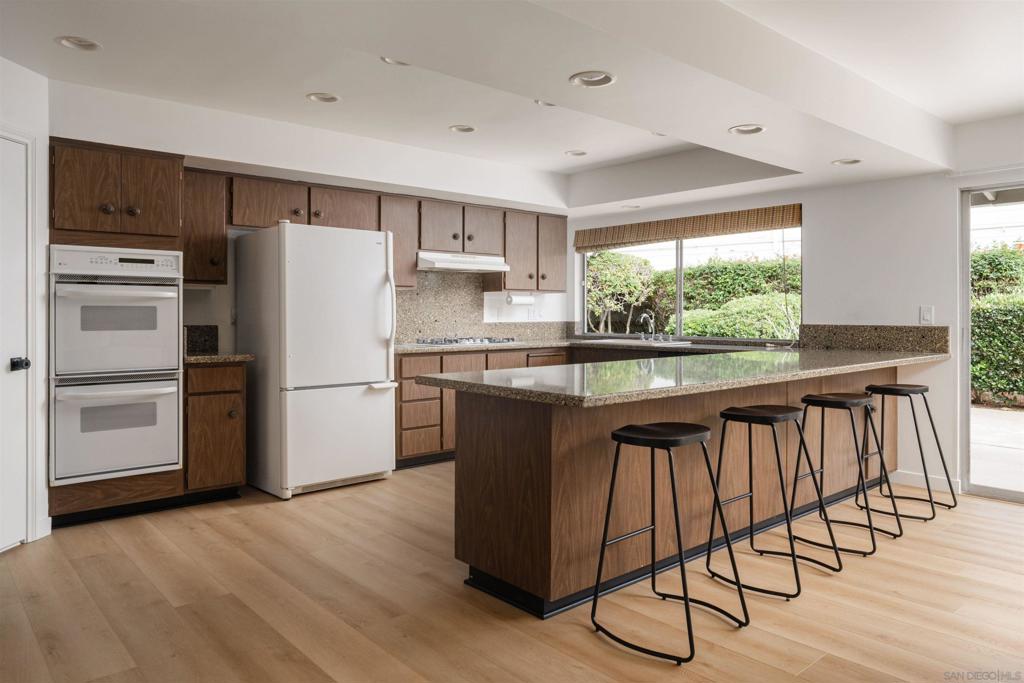 2855 Cliffridge Ct - photo 12