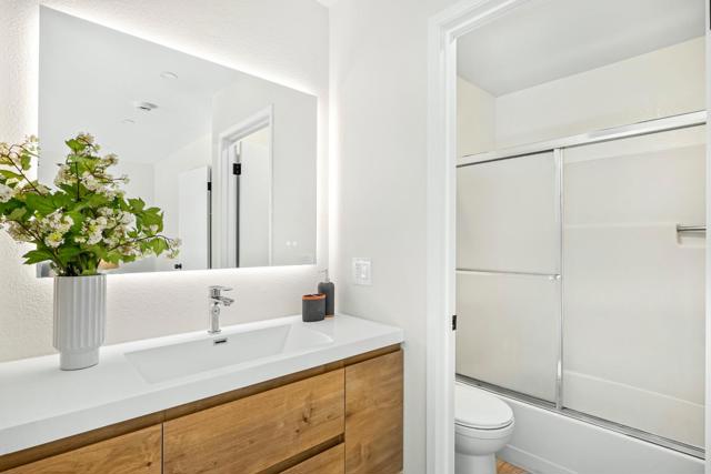 457 Sierra Vista Avenue, Mountain View CA: https://media.crmls.org/mediaz/63038965-53a4-4b90-8f8d-f3c4e3c4f72d.jpg