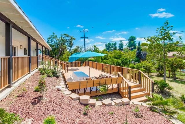 2167 Reineman Road, Fallbrook CA: https://media.crmls.org/mediaz/63040438-d860-482c-81f0-dc883b15c9be.jpg