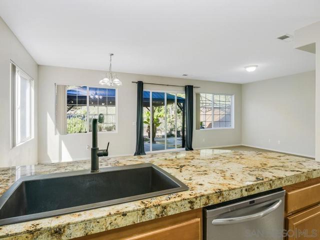 460 Chardonnay Court, San Marcos CA: https://media.crmls.org/mediaz/6304640a-7d2c-49e7-8d61-cbc34dab99be.jpg