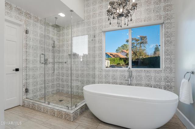 568 Bristol Avenue, Simi Valley CA: https://media.crmls.org/mediaz/63047f14-b1d2-441b-9ea8-361d32e688f9.jpg