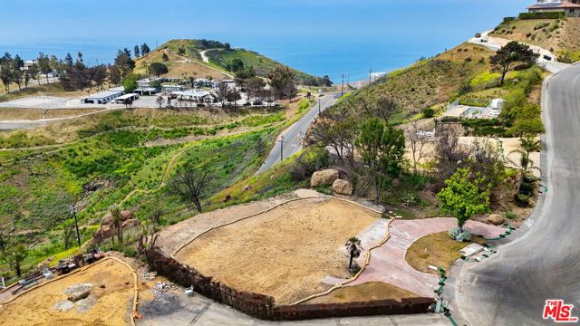 Drew Fenton | 23208 W Paloma Blanca Drive Malibu CA | MLS: 7205706