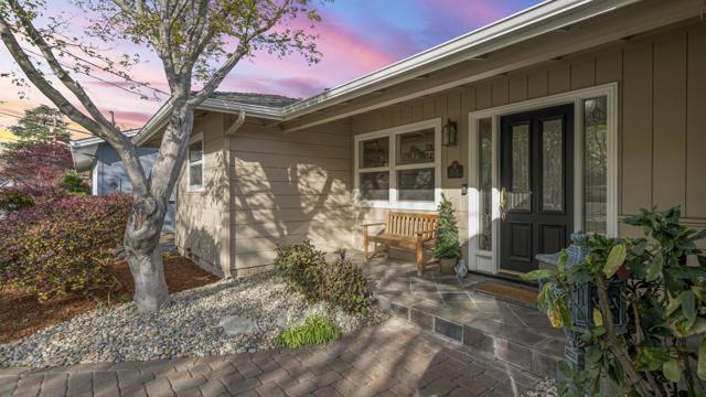 Image 10 of 60 For 878 El Rio Drive