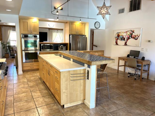 73117 Haystack Road, Palm Desert CA: https://media.crmls.org/mediaz/6305ade6-9684-4430-aae1-2532c5b84da7.jpg