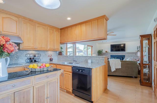 17 San Marcos Court, Salinas CA: https://media.crmls.org/mediaz/630666fa-6a6e-43b5-bfb6-f22251dbf55a.jpg