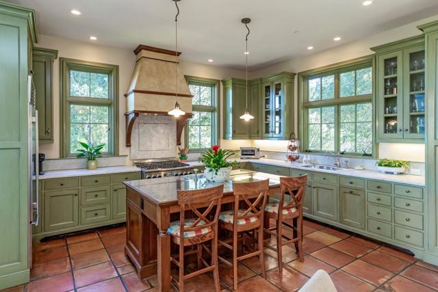 950 Espinosa Road, Woodside CA: https://media.crmls.org/mediaz/63079b30-6d21-4373-87f1-001a09b54d83.jpg