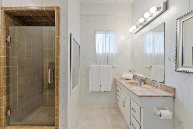 500 Valencia School Road, Aptos CA: https://media.crmls.org/mediaz/6307b5c4-b1f9-46eb-bf88-c32f6671e809.jpg