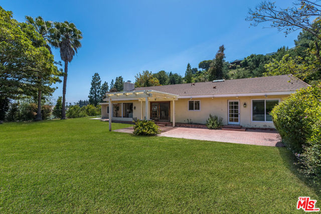 2432 BANYAN Drive, Los Angeles, California 90049, 4 Bedrooms Bedrooms, ,3 BathroomsBathrooms,Single Family Residence,For Sale,BANYAN,24400421