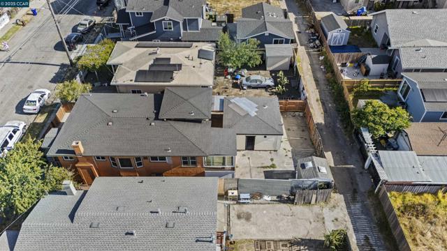 840 7th St, Richmond CA: https://media.crmls.org/mediaz/6309921a-4a1f-42bb-a24e-6e4a07a12d85.jpg