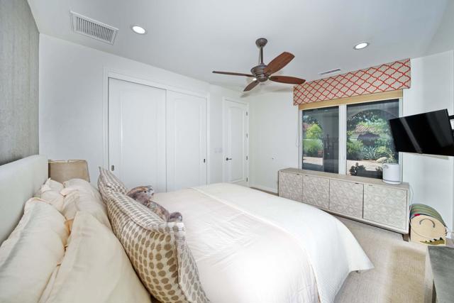 76357 Via Chianti, Indian Wells CA: https://media.crmls.org/mediaz/630a59f8-3b99-4bb6-b9ac-51a214af9cff.jpg