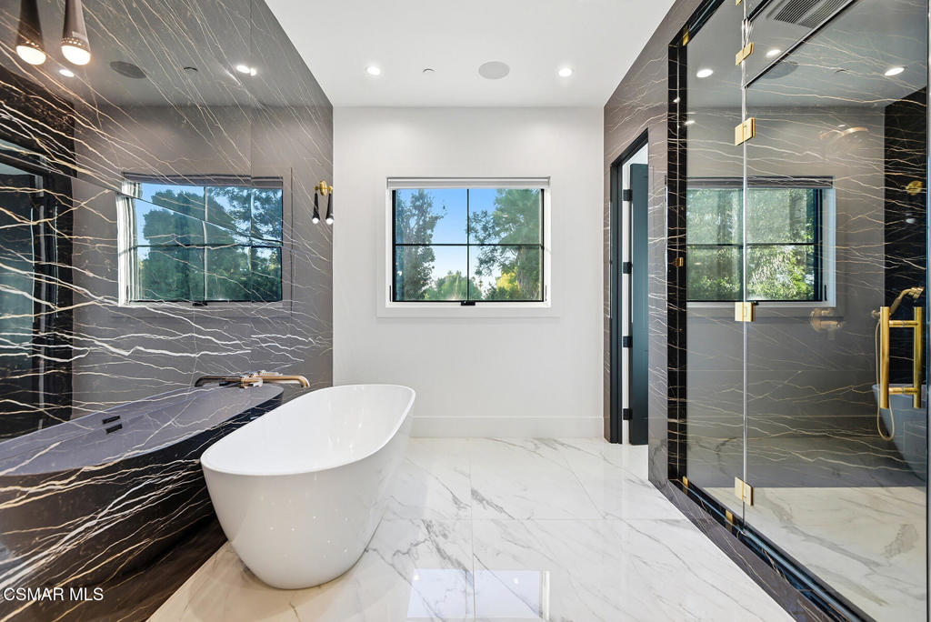 MLS #226003647 image #19