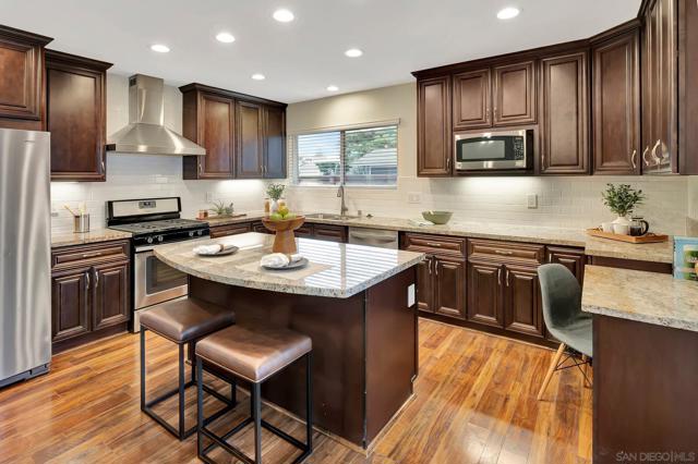 2238 Tokalon St, San Diego CA: https://media.crmls.org/mediaz/630a8a39-e14c-4b51-9b28-5ec3cc36c756.jpg