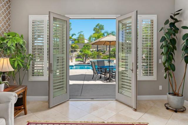 Image 29 of 57 For 15035 Applewood Ct