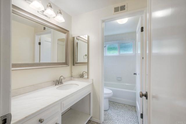 Detail Gallery Image 22 of 32 For 1729 Gascony Rd, Encinitas,  CA 92024 - 3 Beds | 2 Baths