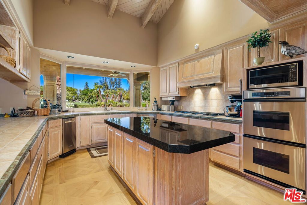 MLS #25618015 image #31