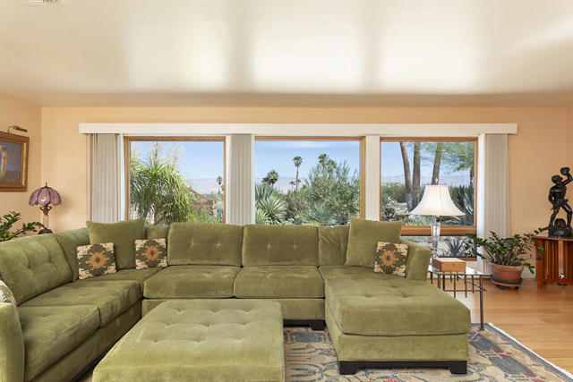 Image 14 of 60 For 67931 Valley Vista Drive