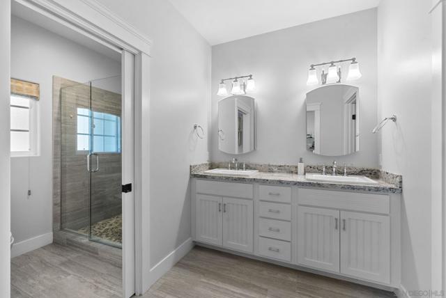 523 9th St, Imperial Beach CA: https://media.crmls.org/mediaz/630f57a2-cf1a-4673-a314-c9fbb8bc5a6e.jpg