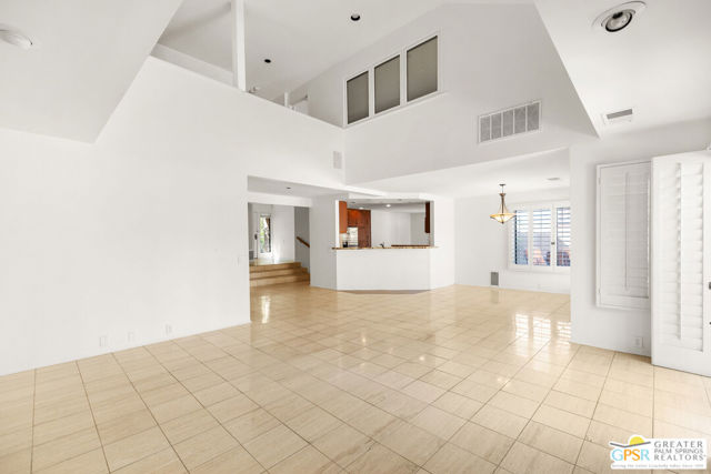 2910 Cervantes Court, Palm Springs CA: https://media.crmls.org/mediaz/63100e5e-8ee1-41c2-833c-a95fbcbc8c9d.jpg