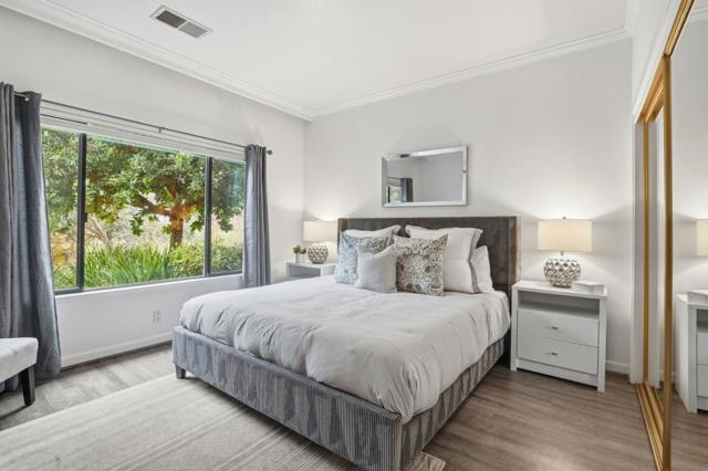 894 Oak Leaf Way, Napa CA: https://media.crmls.org/mediaz/63109f87-536c-4334-a4d5-7c3200a6a2d6.jpg