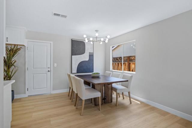 2713 Babe Ruth Drive, San Jose CA: https://media.crmls.org/mediaz/6310e9a0-ccb2-4156-a35d-ef57e4734008.jpg
