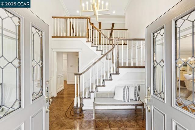 29 Brandt Dr, Moraga CA: https://media.crmls.org/mediaz/63129c2a-3640-4a5c-99df-1bd843e9c44d.jpg
