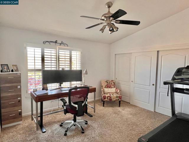 1161 Torrey Pines Place, Clayton CA: https://media.crmls.org/mediaz/6312cf84-2736-4e58-b499-2e813a5435d7.jpg