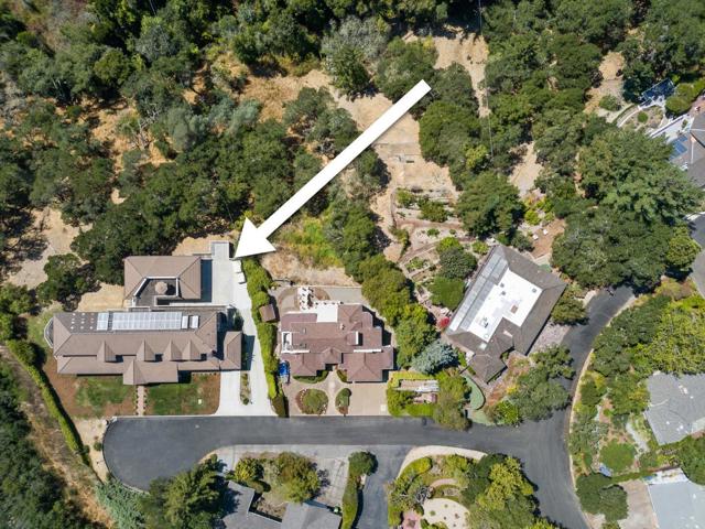 40 S Circle Drive, Santa Cruz CA: https://media.crmls.org/mediaz/63156b27-d4a6-40e8-9d42-97836ead0d3f.jpg