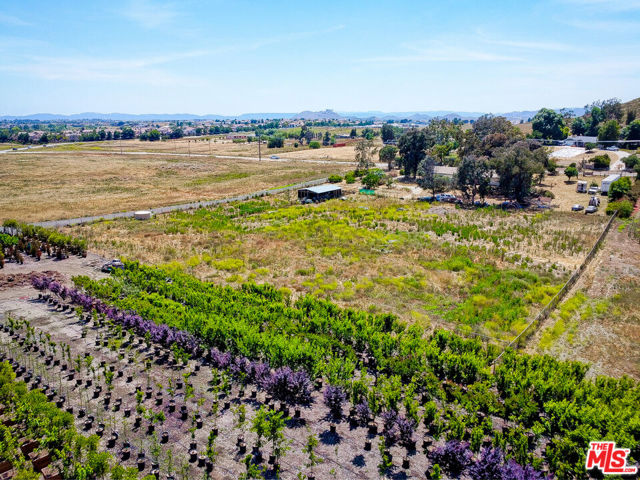 34220 Pourroy Road, Winchester, California 92596, 3 Bedrooms Bedrooms, ,2 BathroomsBathrooms,Single Family Residence,For Sale,Pourroy,24400047