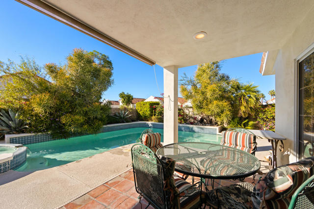 77739 Cape Verde Drive, Palm Desert CA: https://media.crmls.org/mediaz/63172ae6-4524-404f-9f22-453309ea7a63.jpg