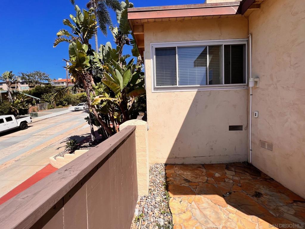 1021 Palm - photo 16