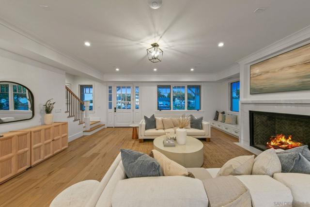 910 Balboa, Coronado CA: https://media.crmls.org/mediaz/6317c665-dd60-4ff6-825d-dc01981defda.jpg