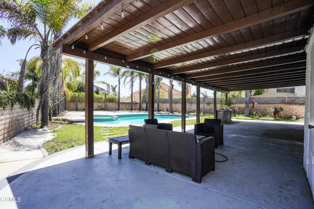 Detail Gallery Image 12 of 32 For 2716 Windcrest Pl, Oxnard,  CA 93036 - 4 Beds | 3/1 Baths