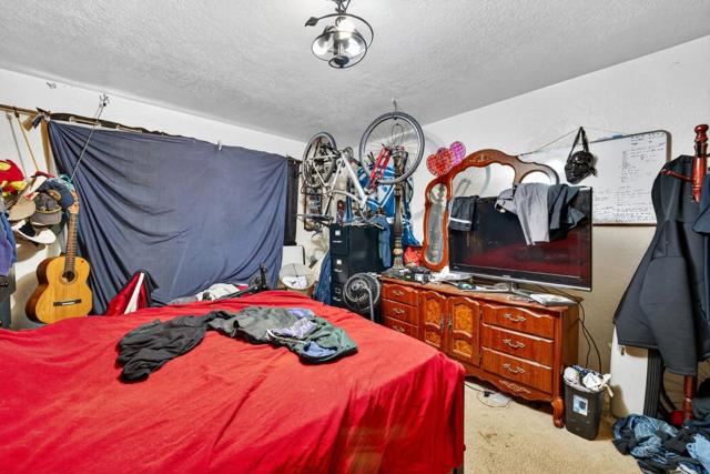 951 N 4th Street, San Jose CA: https://media.crmls.org/mediaz/63186721-57ef-4aaa-b24d-9313a498dd5d.jpg