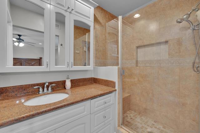 9959 Riverhead Dr, San Diego CA: https://media.crmls.org/mediaz/63188668-50f4-4eb3-b017-27f027c29b55.jpg