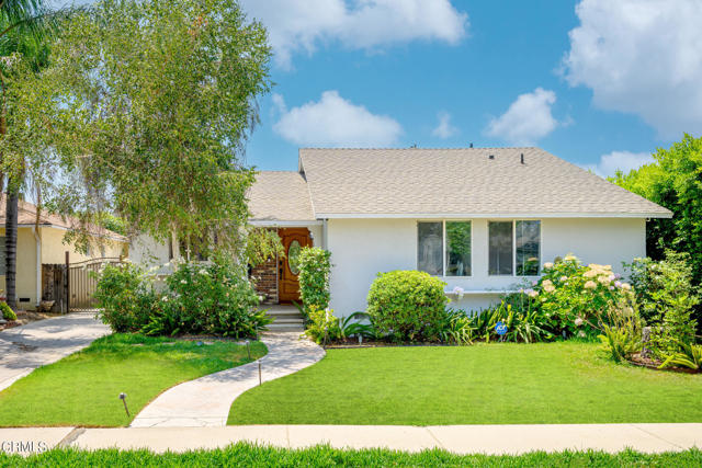 Detail Gallery Image 3 of 55 For 17112 Lanark St, Van Nuys,  CA 91406 - 3 Beds | 2 Baths