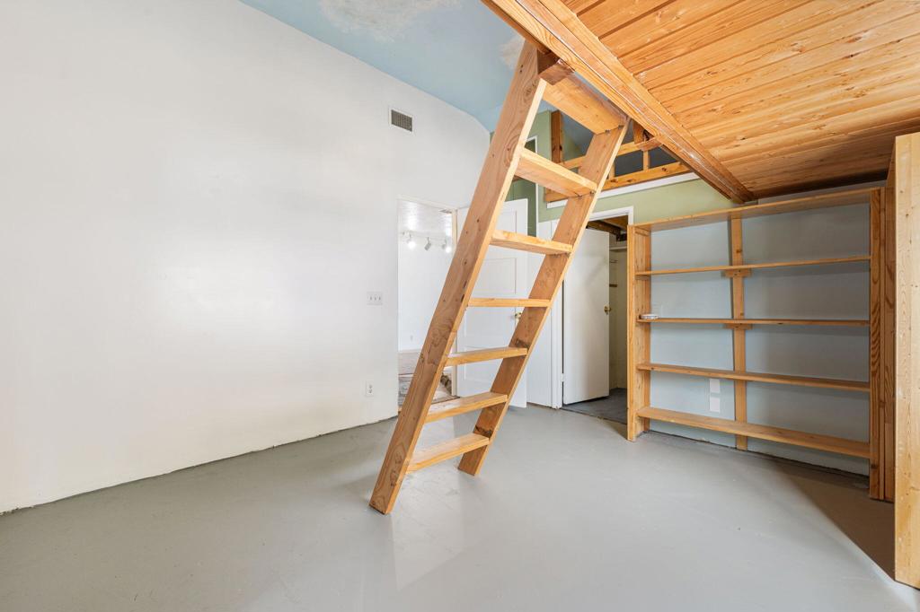 MLS #219136889DA image #19