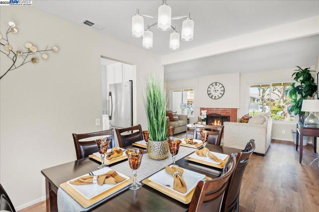 4848 Nadine Ct, Union City CA: https://media.crmls.org/mediaz/631dc2e5-41ed-4f40-b161-98773fc5eac9.jpg