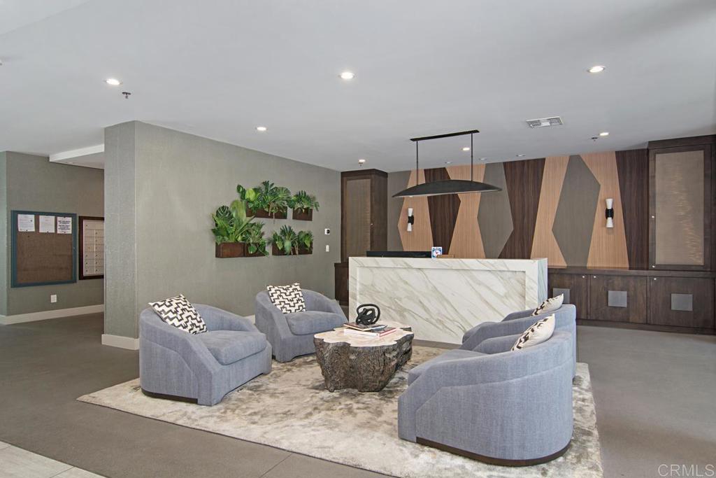 889 Date Street - photo 4