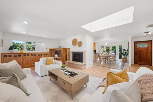 18371 Montpere Way, Saratoga CA: https://media.crmls.org/mediaz/631f11df-336e-4696-ade1-3912a0e1c849.jpg