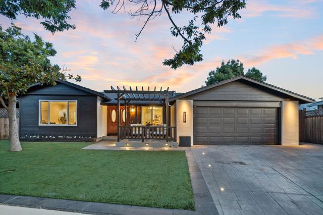 4975 Howes Lane, San Jose CA: https://media.crmls.org/mediaz/631f248c-7e8c-454d-ab24-8d59e1a45a62.jpg