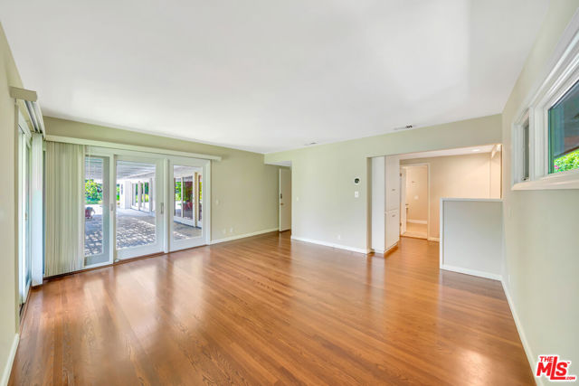 1100 Rodeo Road, Arcadia CA: https://media.crmls.org/mediaz/631f6906-5b76-42e0-9cd9-def1ae39e8f3.jpg