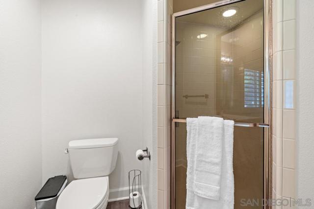 17109 Cloudcroft Dr, Poway CA: https://media.crmls.org/mediaz/631fc527-783e-4617-8ee6-8dc1a46cdcb6.jpg