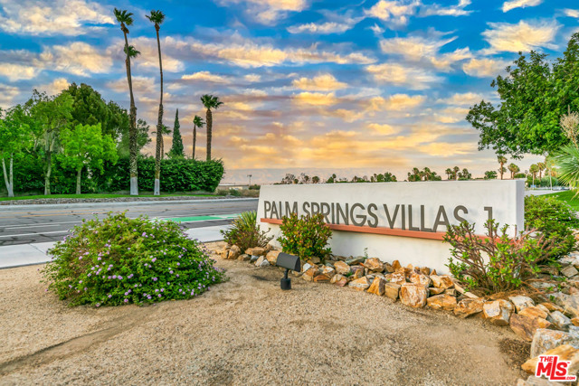 550 N Villa Court #214, Palm Springs, CA 92262